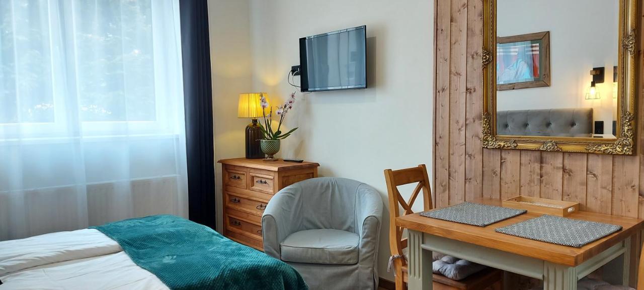 4 Strony Swiata Pokoje I Apartamenty Dźwirzyno Exterior foto